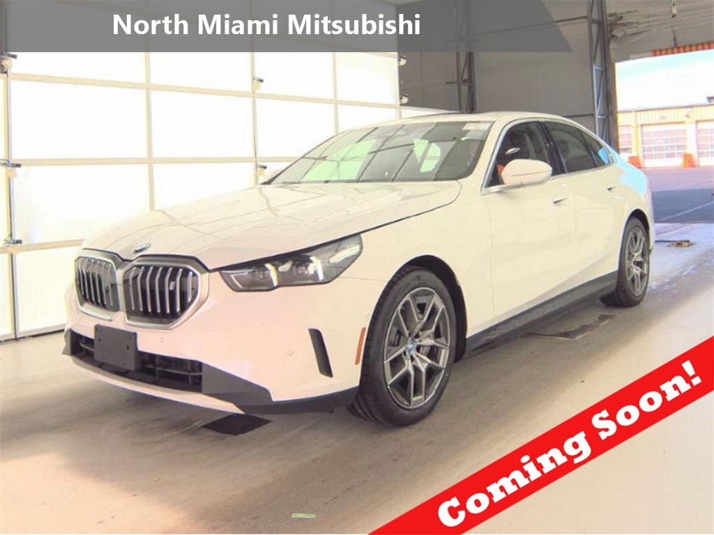 2024 BMW i5 M60's photo