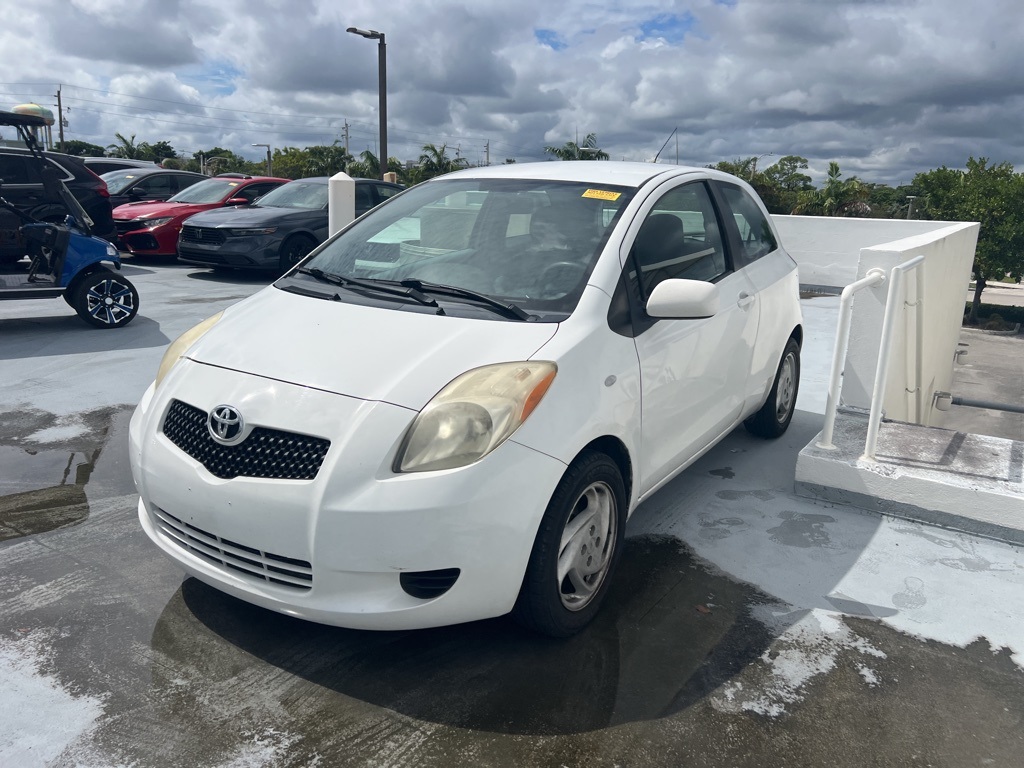2007 Toyota Yaris Base photo 2