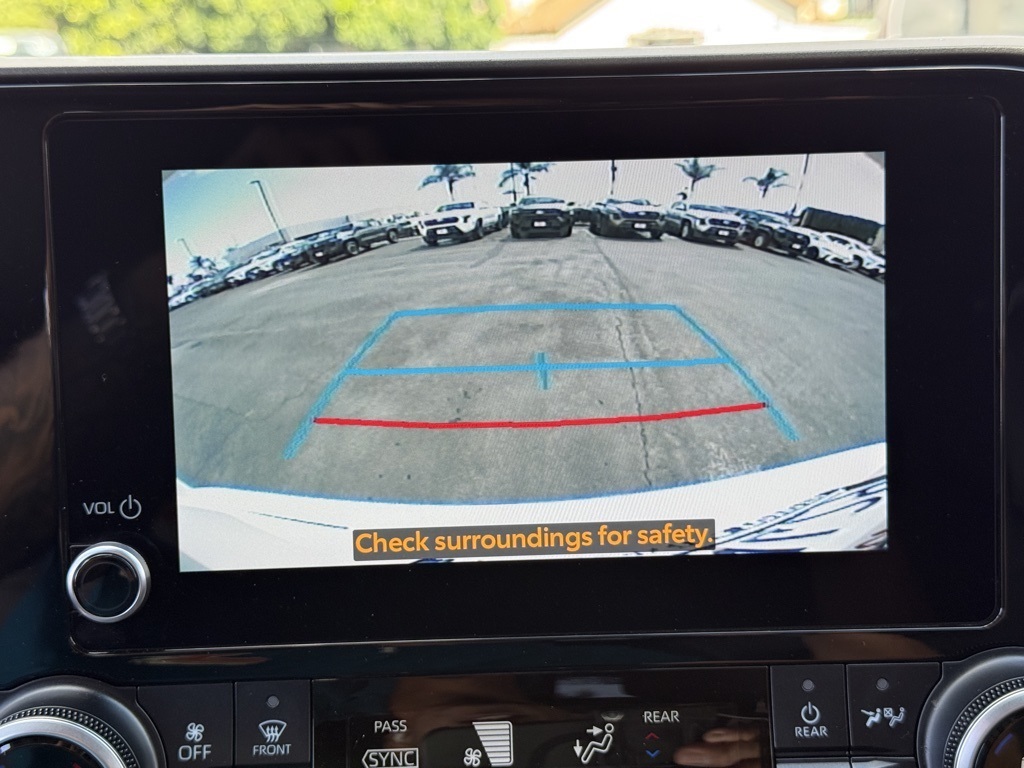 2023 Toyota Highlander XLE photo 26