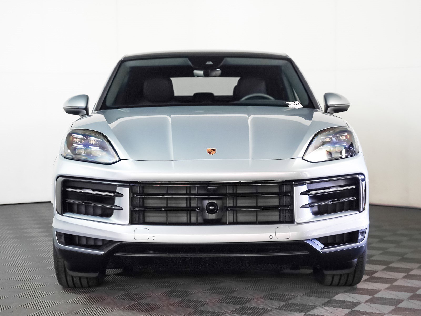 2025 Porsche Cayenne Coupe photo 7