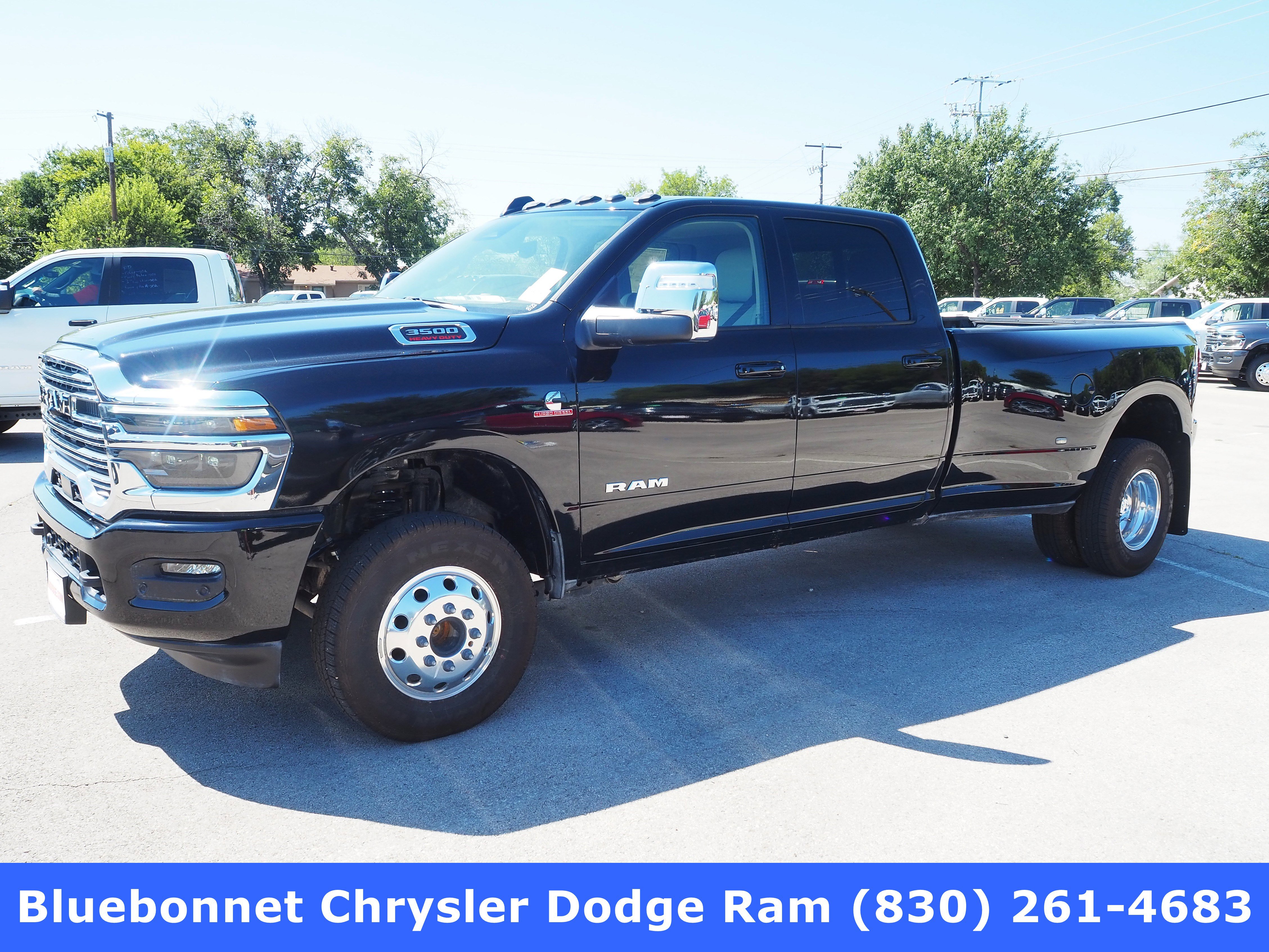 2025 RAM Ram 3500 Pickup Laramie's photo