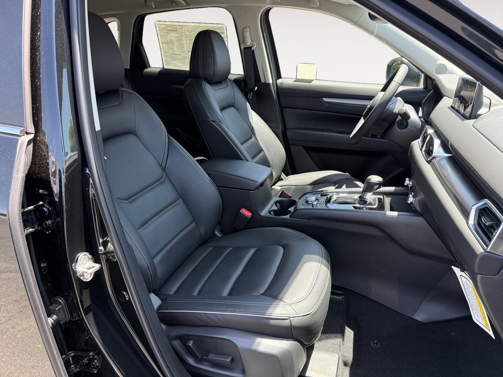 2025 Mazda CX-5 2.5 S Preferred photo 19
