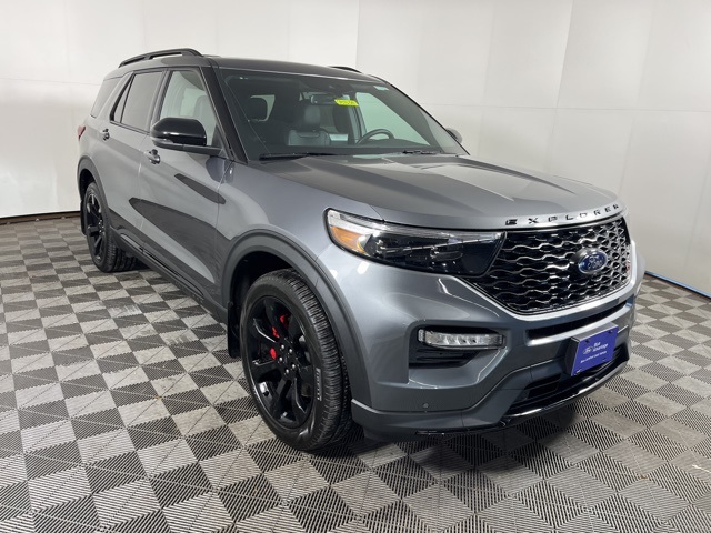 2023 Ford Explorer ST's photo