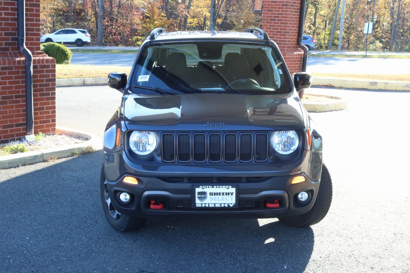 2022 Jeep Renegade Trailhawk photo 2