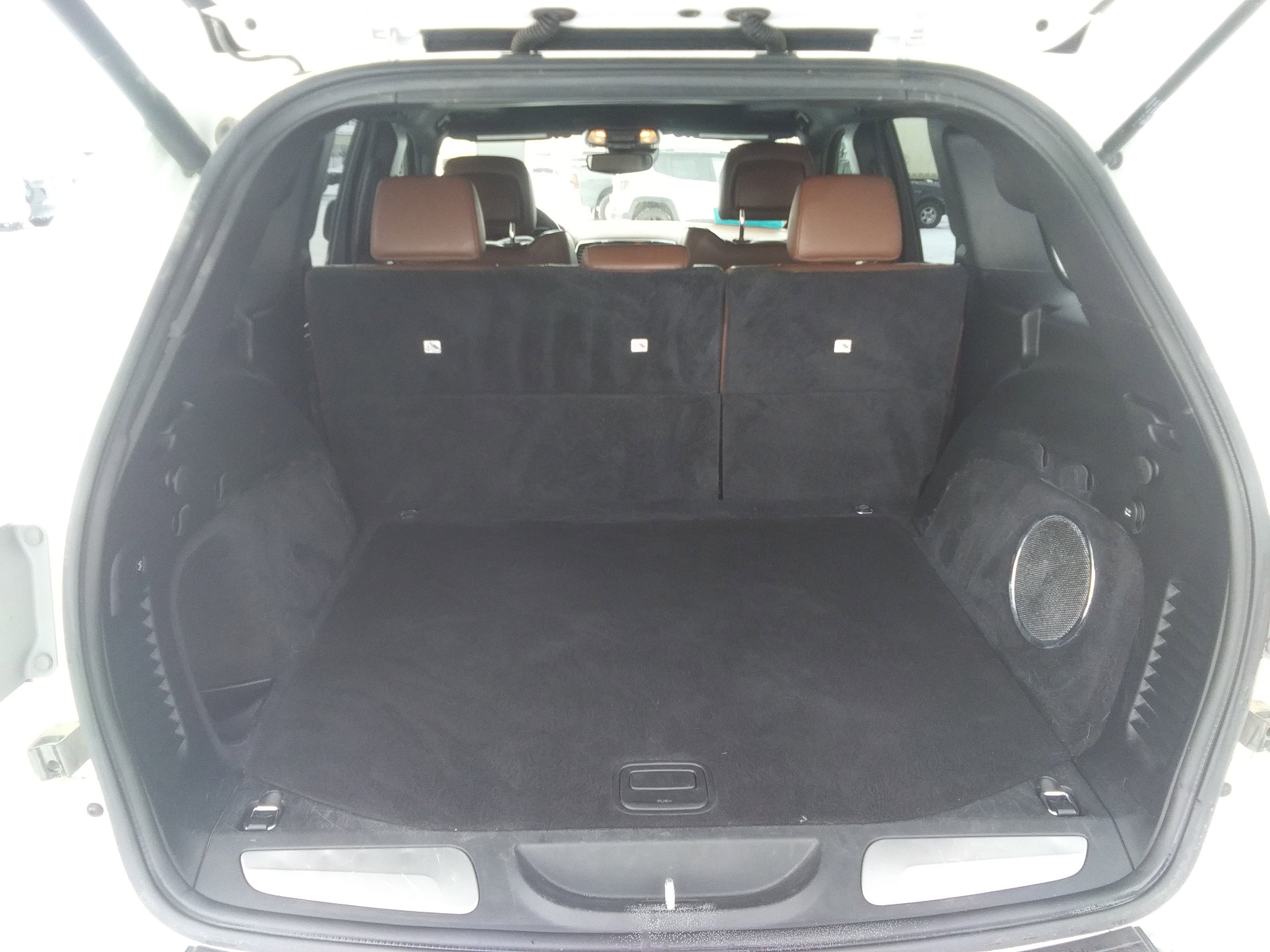 2021 Jeep Grand Cherokee Overland photo 2