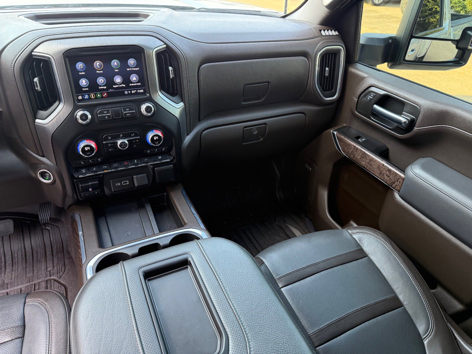 2022 Gmc Sierra 3500 HD Denali photo 19