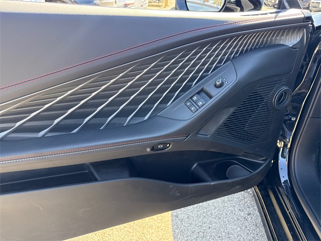 2025 Dodge Charger R/T photo 11
