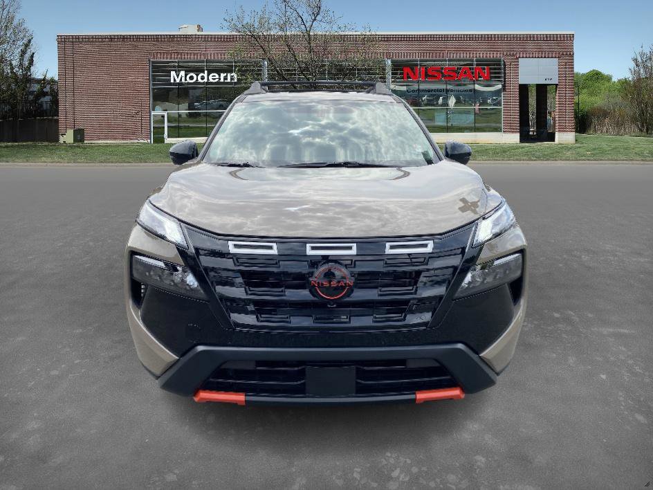 2025 Nissan Rogue SV photo 5