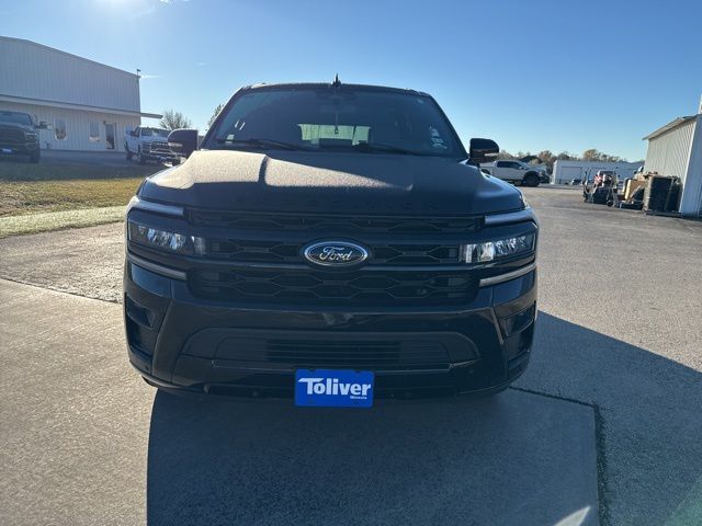 2023 Ford Expedition Limited photo 4