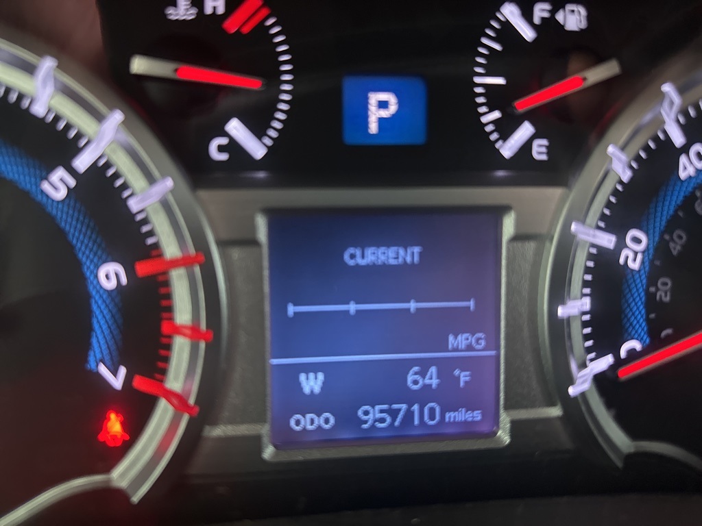 2014 Toyota 4Runner Base photo 4