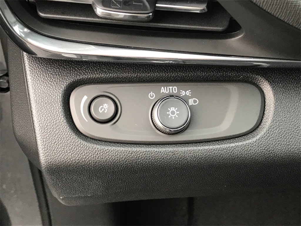 2026 BUICK ENVISTA - Image 17