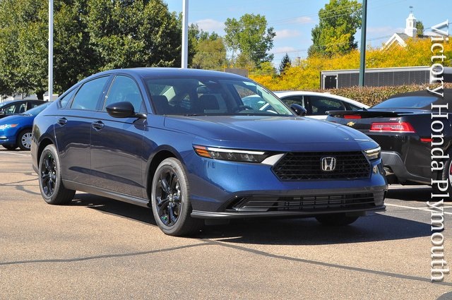2025 Honda Accord SE's photo