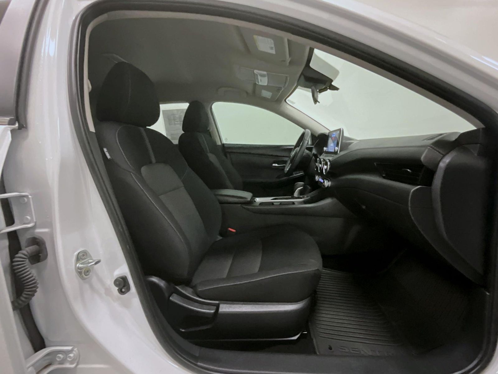 2023 Nissan Sentra SV photo 15
