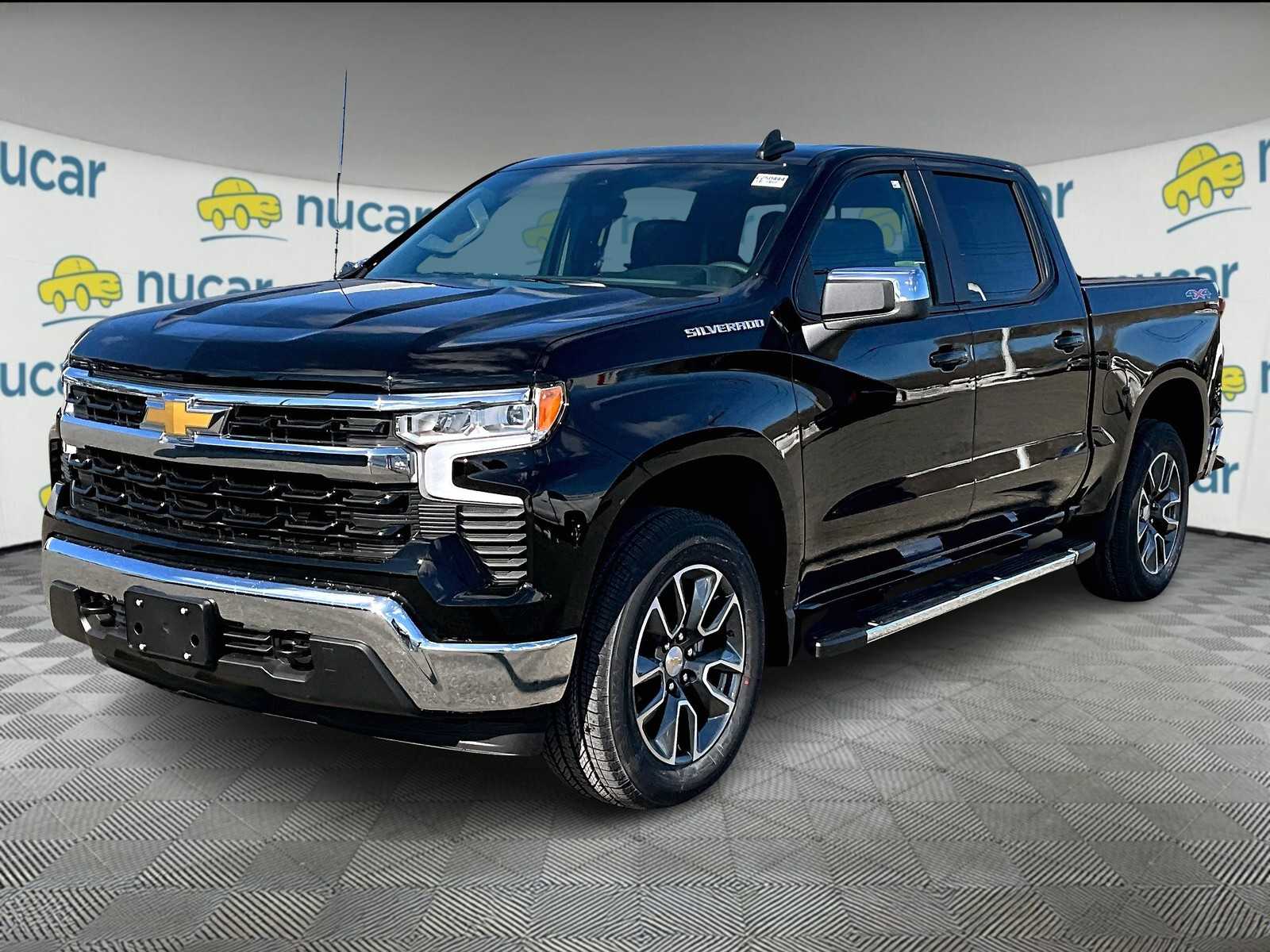 2025 Chevrolet Silverado 1500 LT photo 3