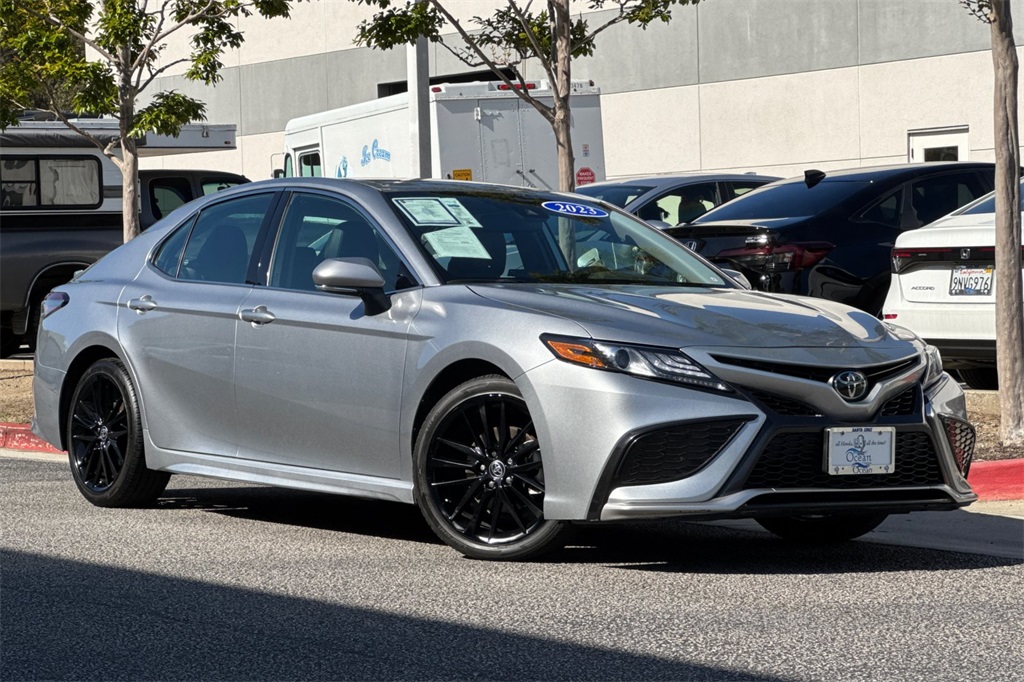 2023 Toyota Camry XSE photo 2