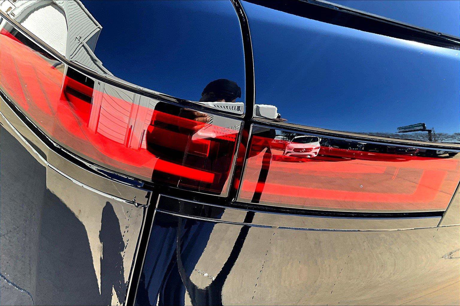 2025 Land Rover Range Rover Sport photo 13