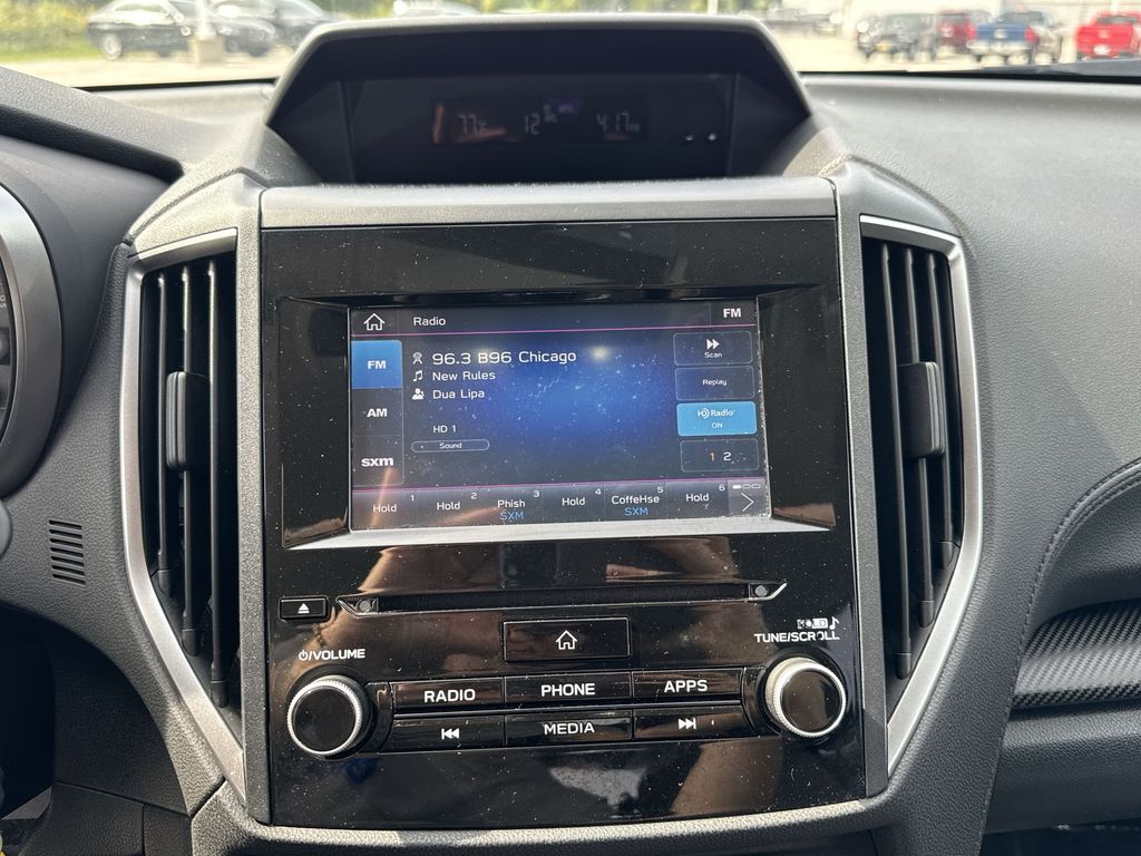 2019 Subaru Crosstrek 2.0i Premium photo 11