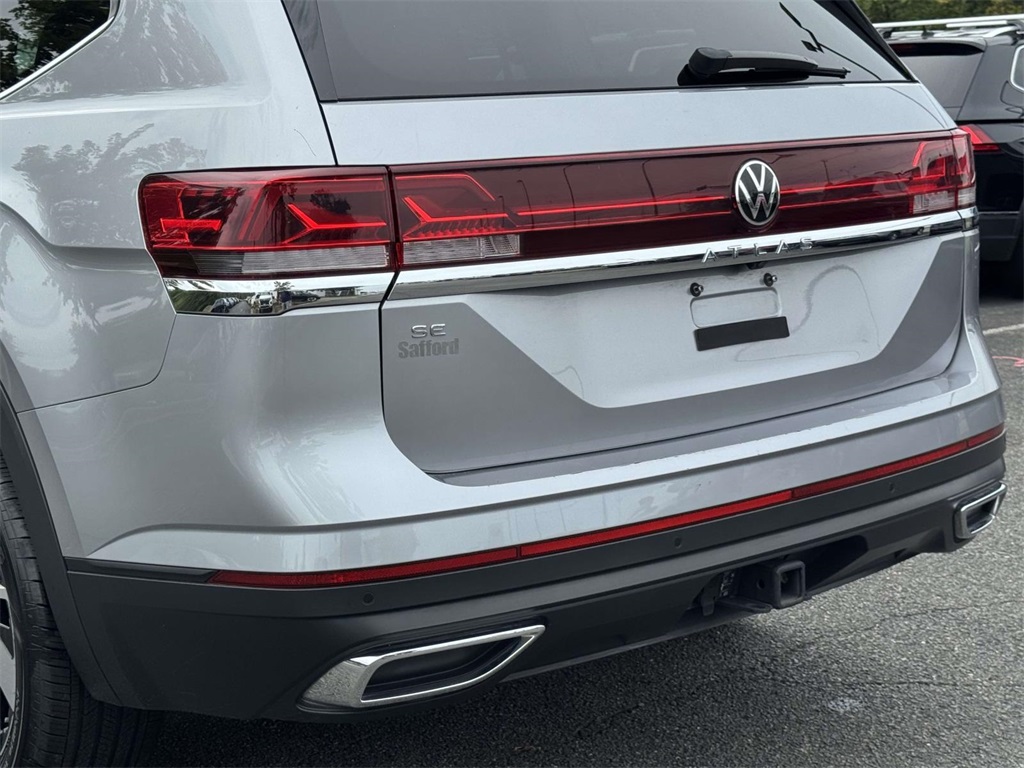 2024 Volkswagen Atlas SE Technology photo 11