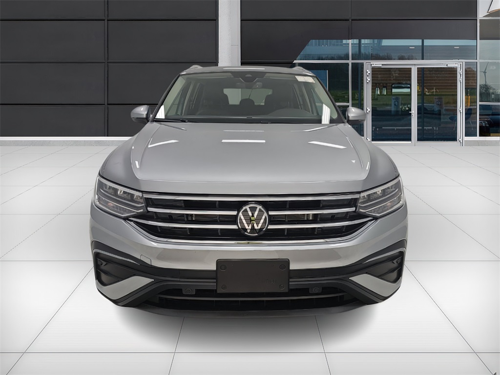3VV2B7AX9RM138977