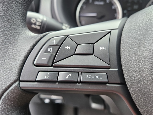 2025 Nissan Kicks Play S photo 20