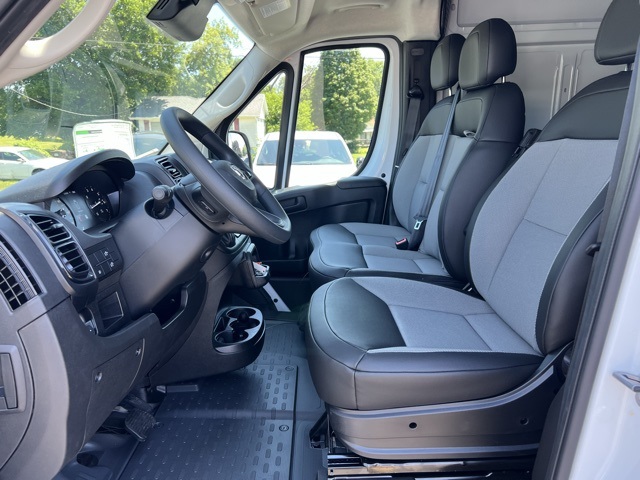 2025 Ram ProMaster 3500 photo 4