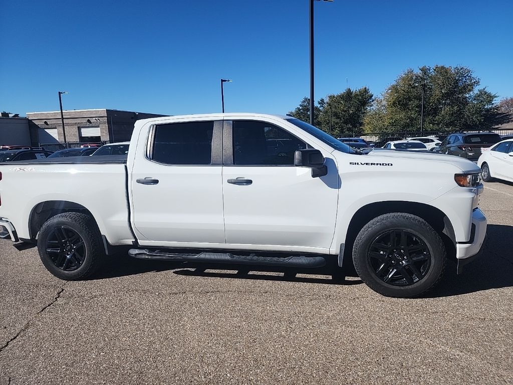 2021 Chevrolet Silverado 1500 Custom photo 4