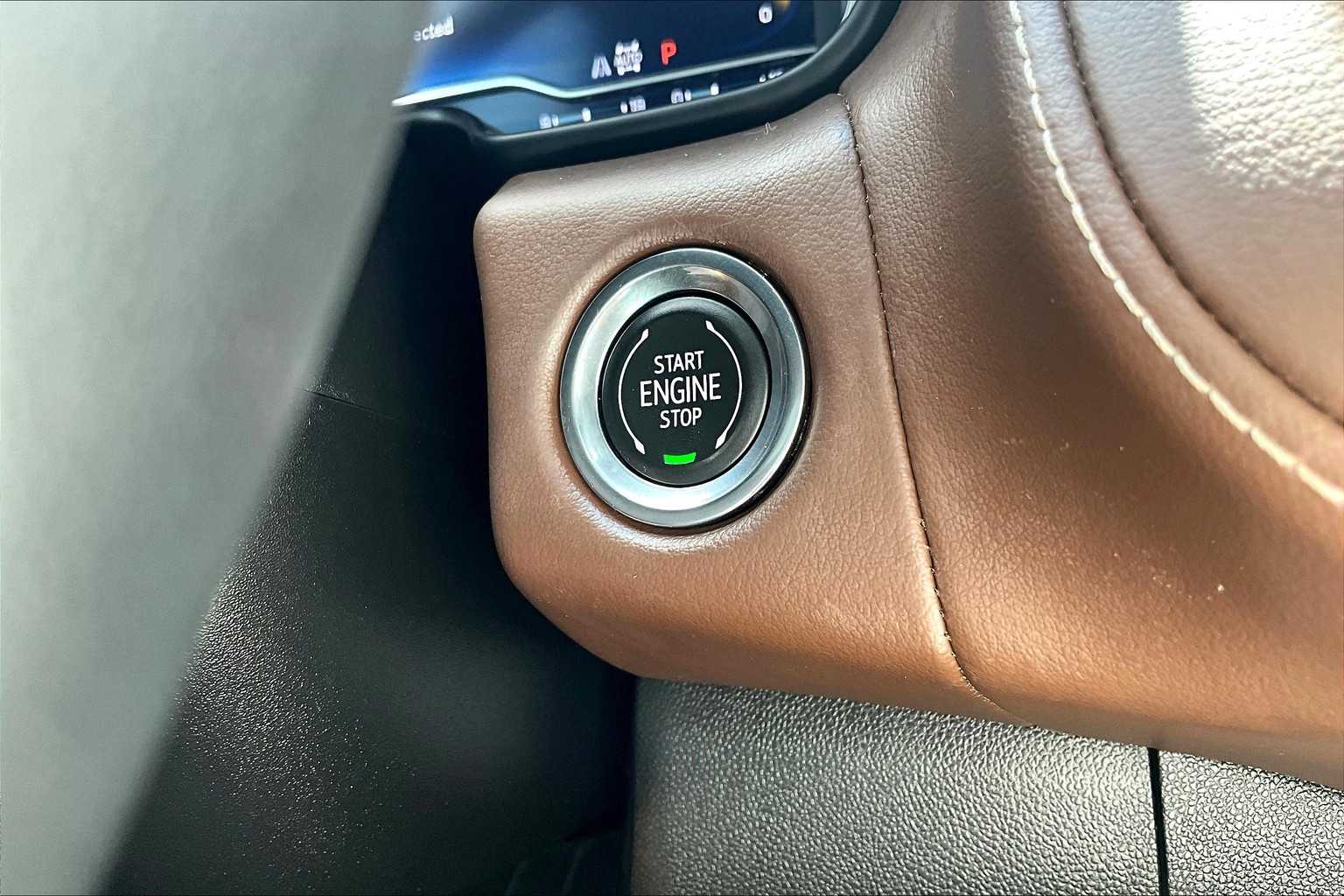 2023 Chevrolet Suburban High Country photo 32