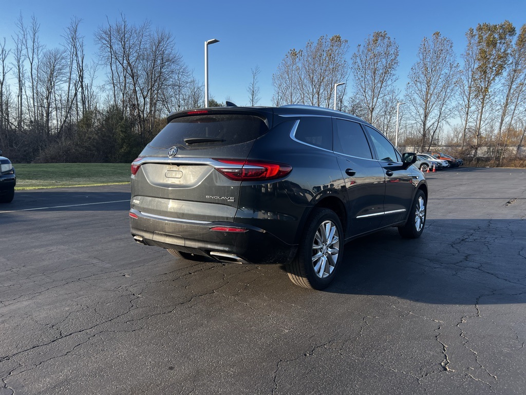 2019 Buick Enclave Essence photo 3