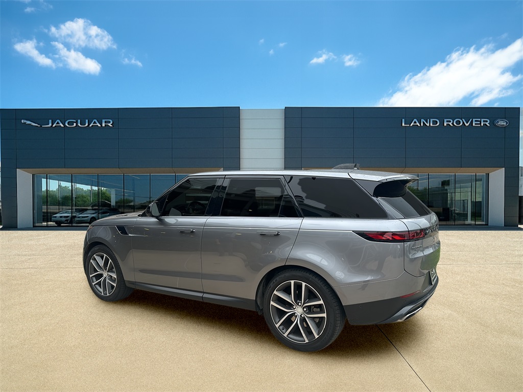 2023 Land Rover Range Rover Sport SE photo 2