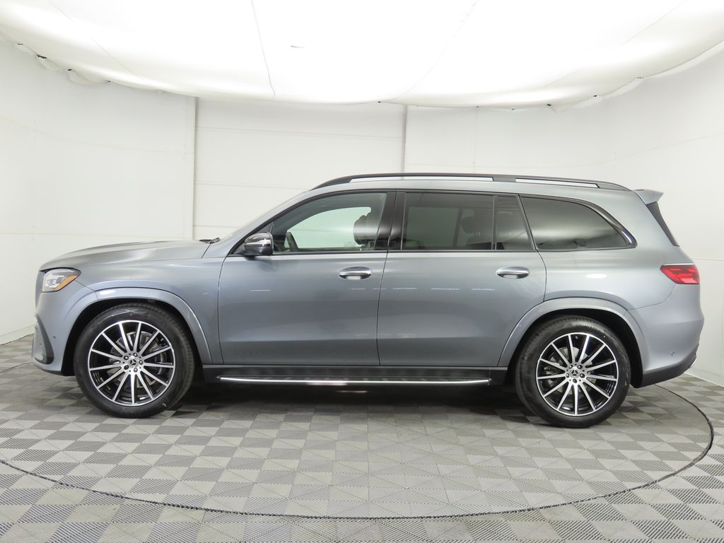 2026 Mercedes Benz GLS 580 4MATIC photo 8