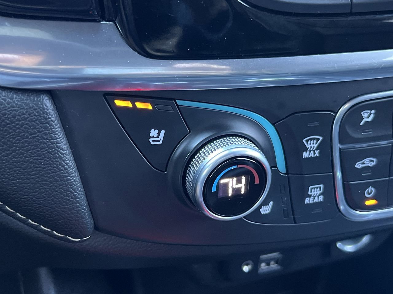 2022 Chevrolet Traverse Premier photo 20