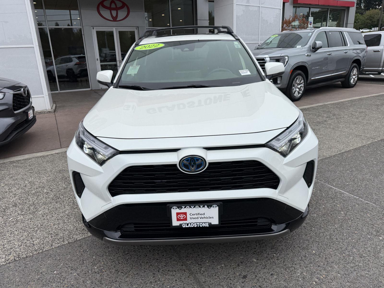 2022 Toyota RAV4 Hybrid SE photo 9
