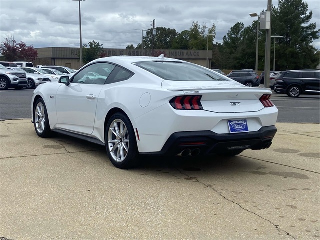 2025 Ford Mustang GT Premium photo 3