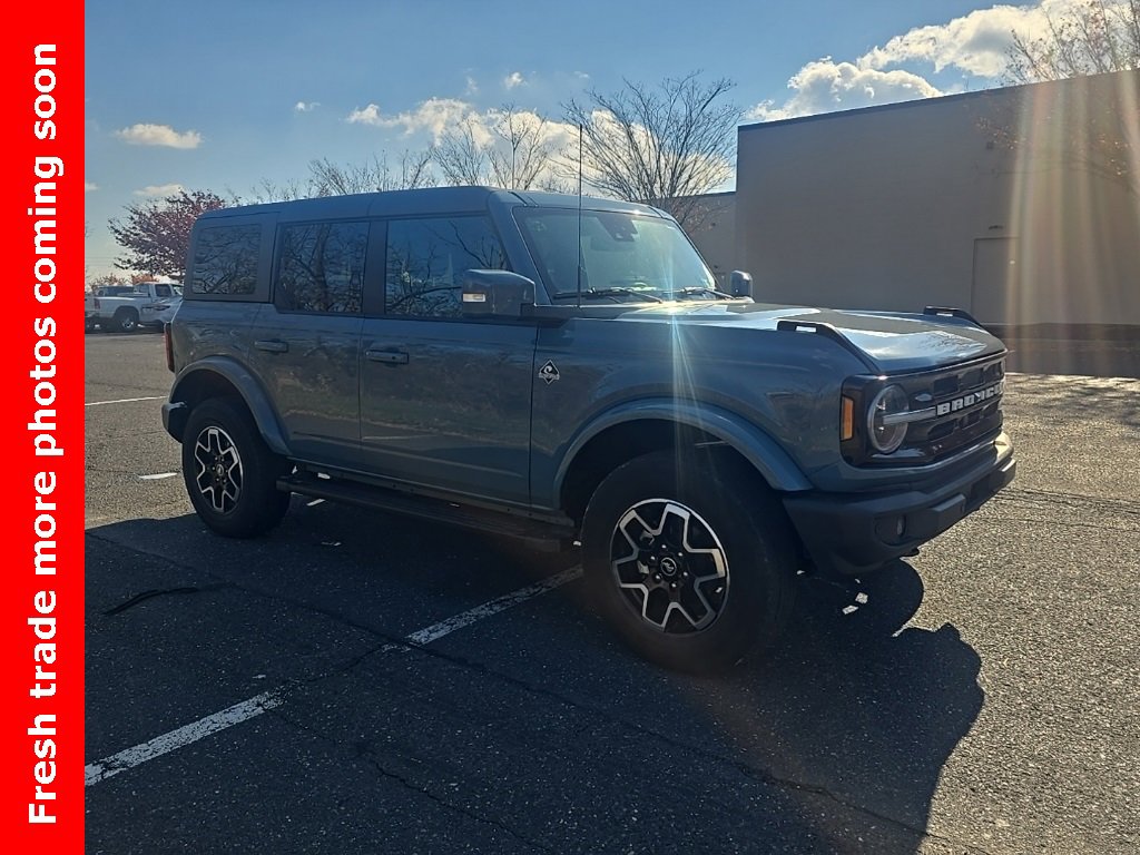 2022 Ford Bronco 4-Door Outer Banks's photo