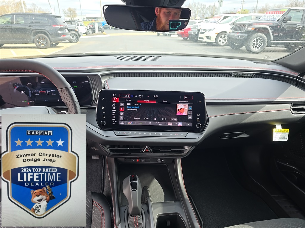2025 Dodge Charger R/T photo 21