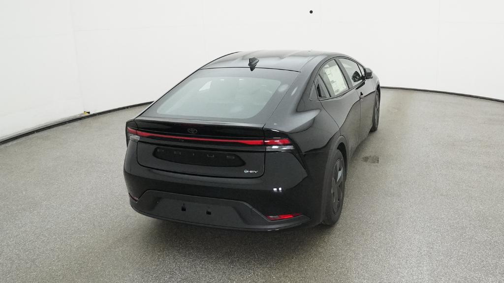 2026 Toyota Prius LE photo 19