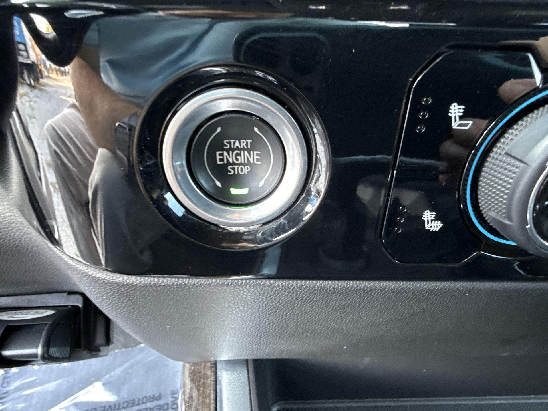 2023 Chevrolet Silverado 1500 RST photo 12
