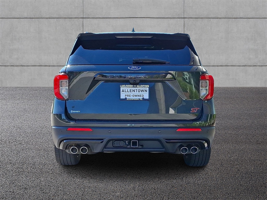 2023 Ford Explorer ST photo 3