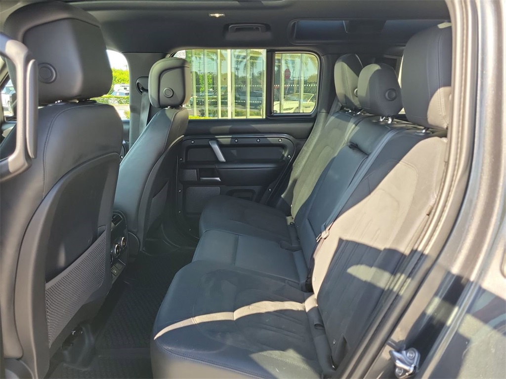 2023 Land Rover Defender 110 V8 photo 15