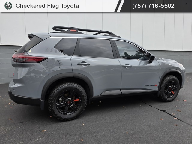 2025 Nissan Rogue AWD photo 3