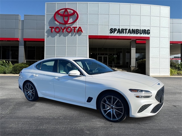 2024 GENESIS G70 Standard's photo
