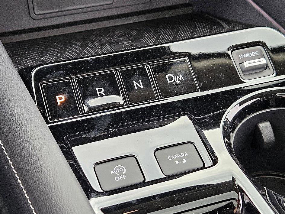 2025 Nissan Murano SL photo 25