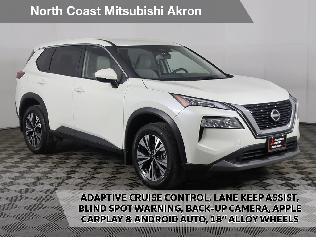 2023 Nissan Rogue SV's photo