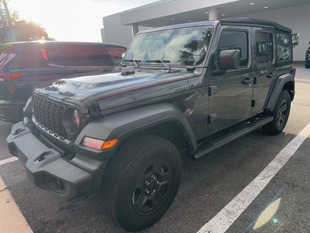 2024 Jeep Wrangler Sport's photo