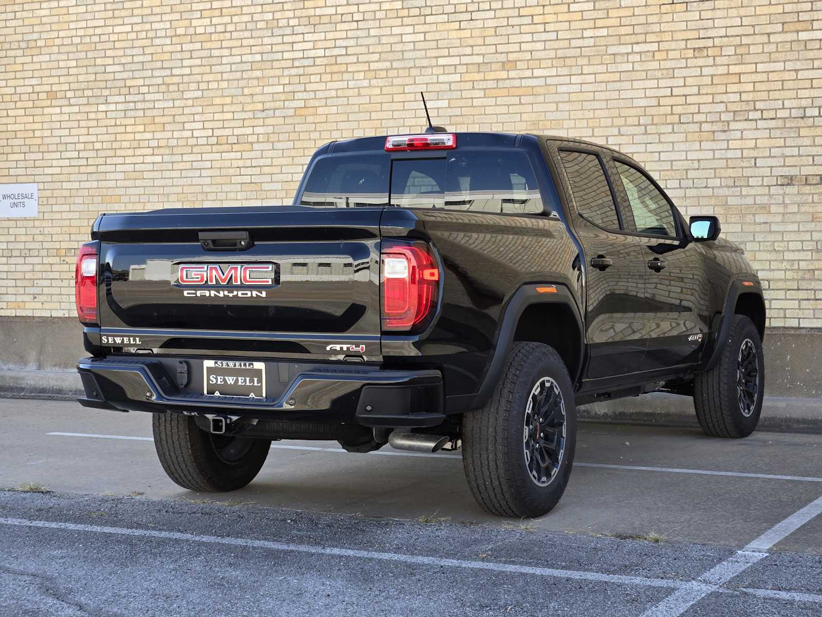 2026 Gmc Canyon AT4 photo 3