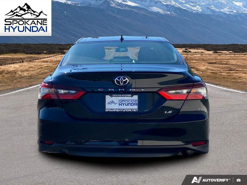 2022 Toyota Camry LE photo 3
