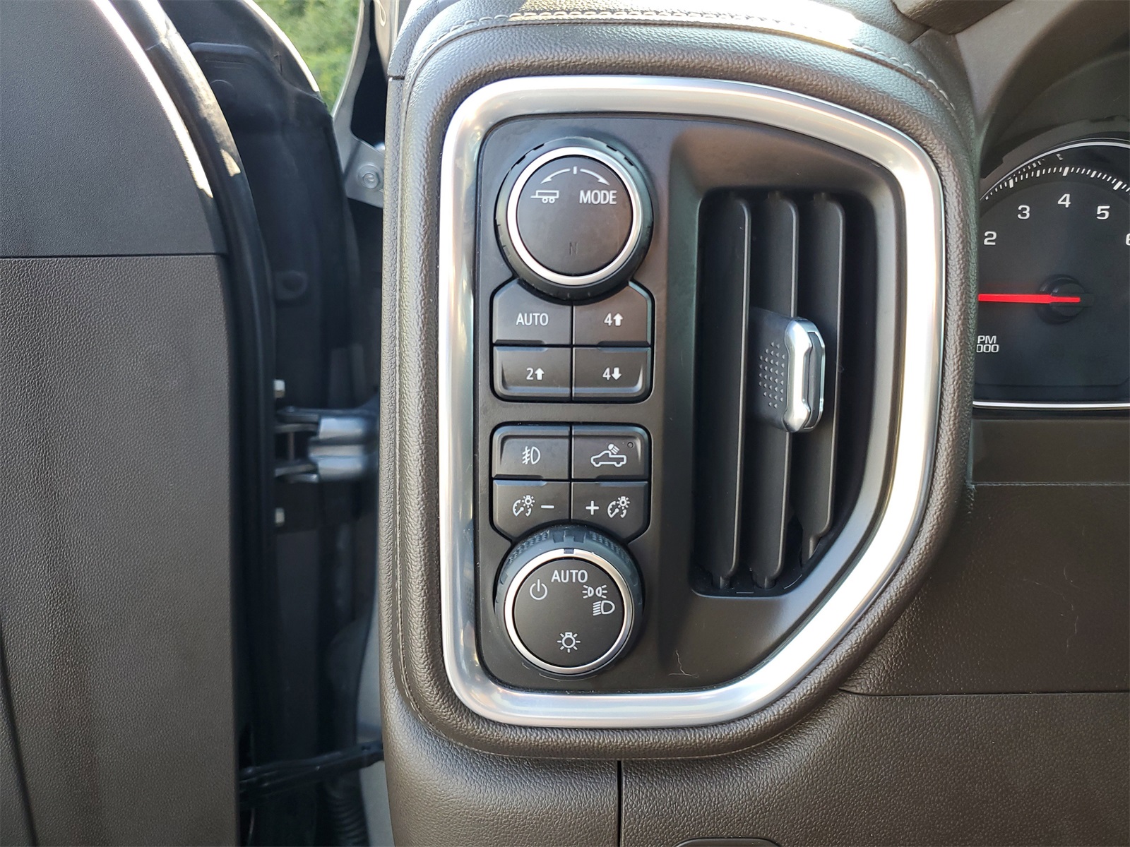 2021 Chevrolet Silverado 1500 LT Trail Boss photo 18