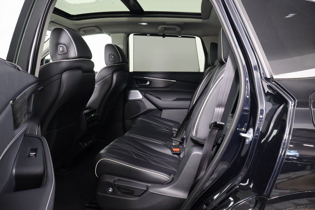 2026 Acura MDX Sport Advance photo 6