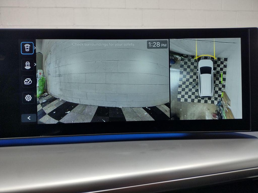 2026 Hyundai Ioniq SEL photo 9