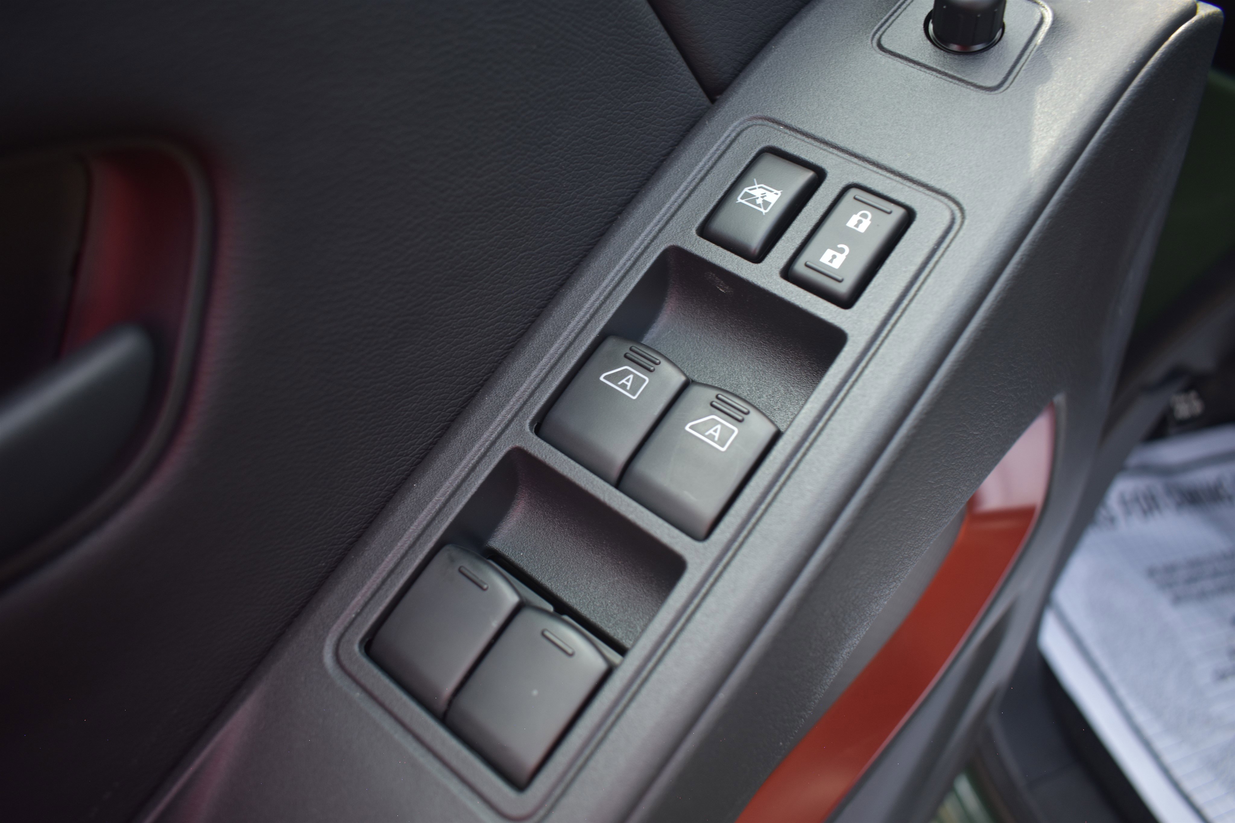 2026 Nissan Frontier PRO-4X photo 5